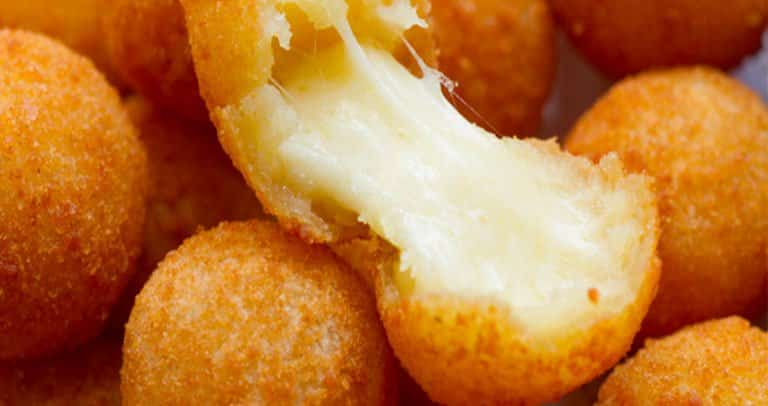 Bolinha de Queijo para Festa em Santa Luzia MG